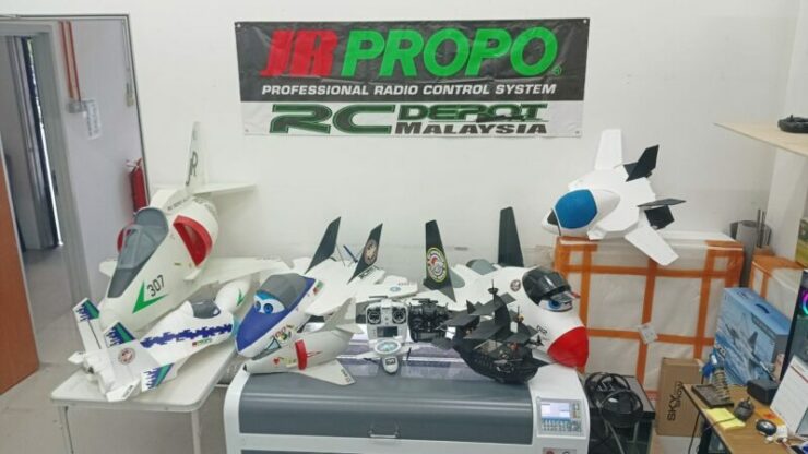 rc kapal terbang haznie 09