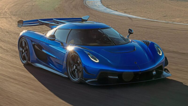 Koenigsegg Jesko Attack