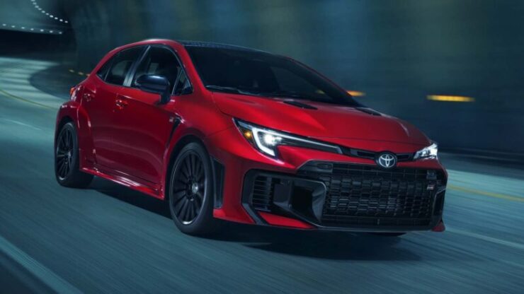 Toyota GR Corolla 2025 12