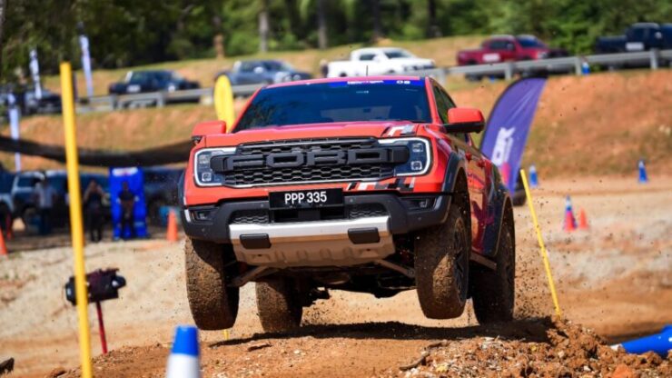 Ford Raptor Rev 06
