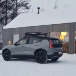 Volvo-EX30-Cross-Country-00006-2048×1199