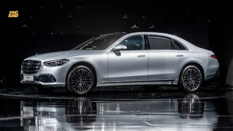 mercedes-benz-s580e-2022-02.jpg