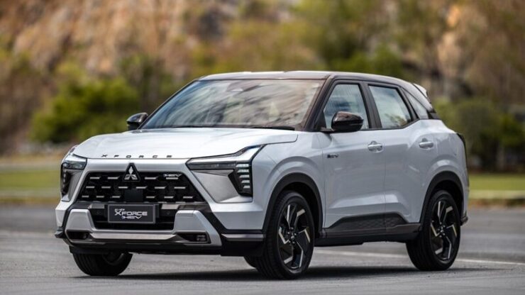 MITSUBISHI XFORCE HEV 2025 (1)