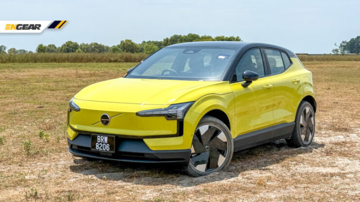 Volvo EX30 Ultra Twin Performance 2025 (1)